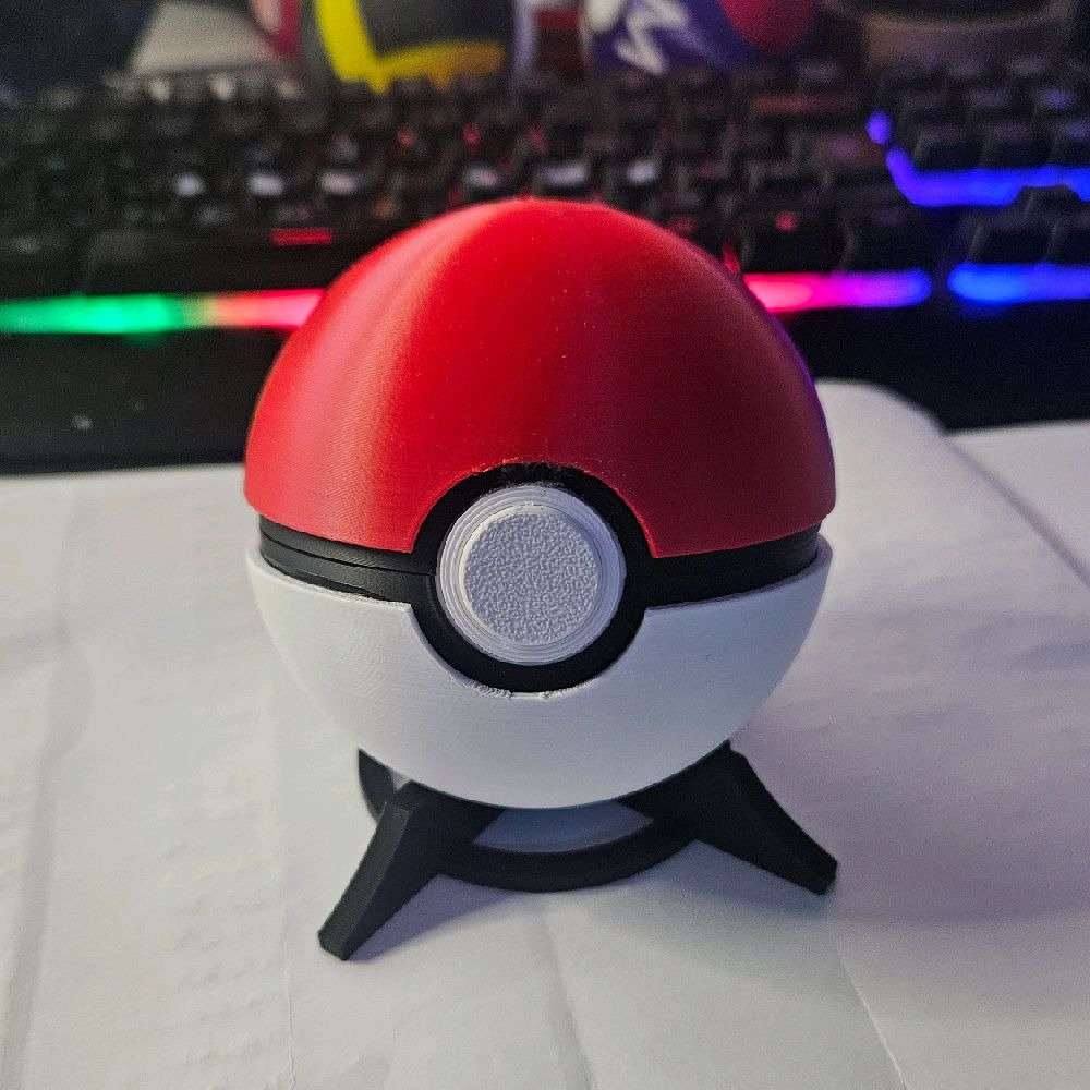 Pokémon-Inspired 3D Printed Pokéballs - Image 38
