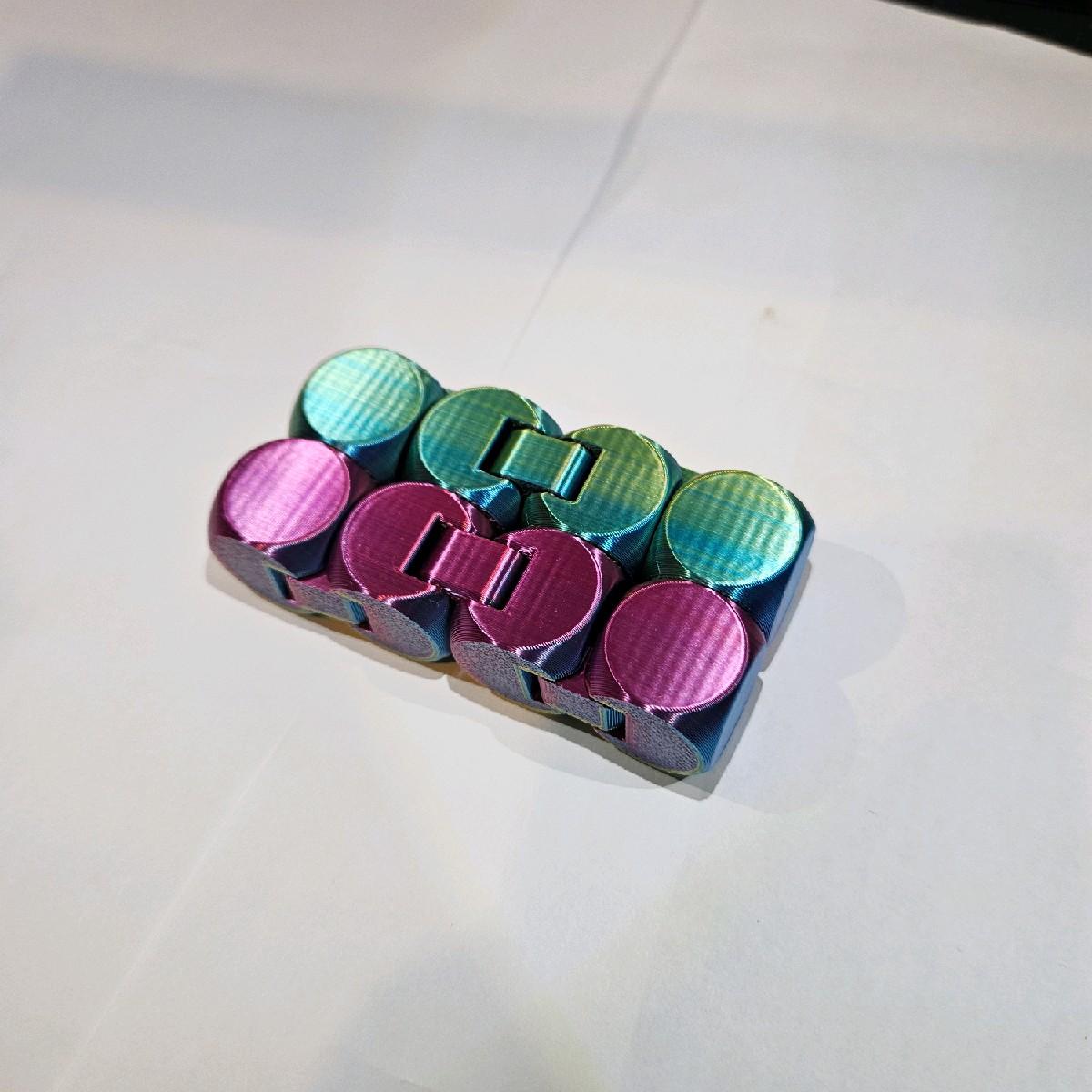 Infinity Fidget Cube for ADHD, Autism and Anxiety Relief fidgetstoys - Image 2