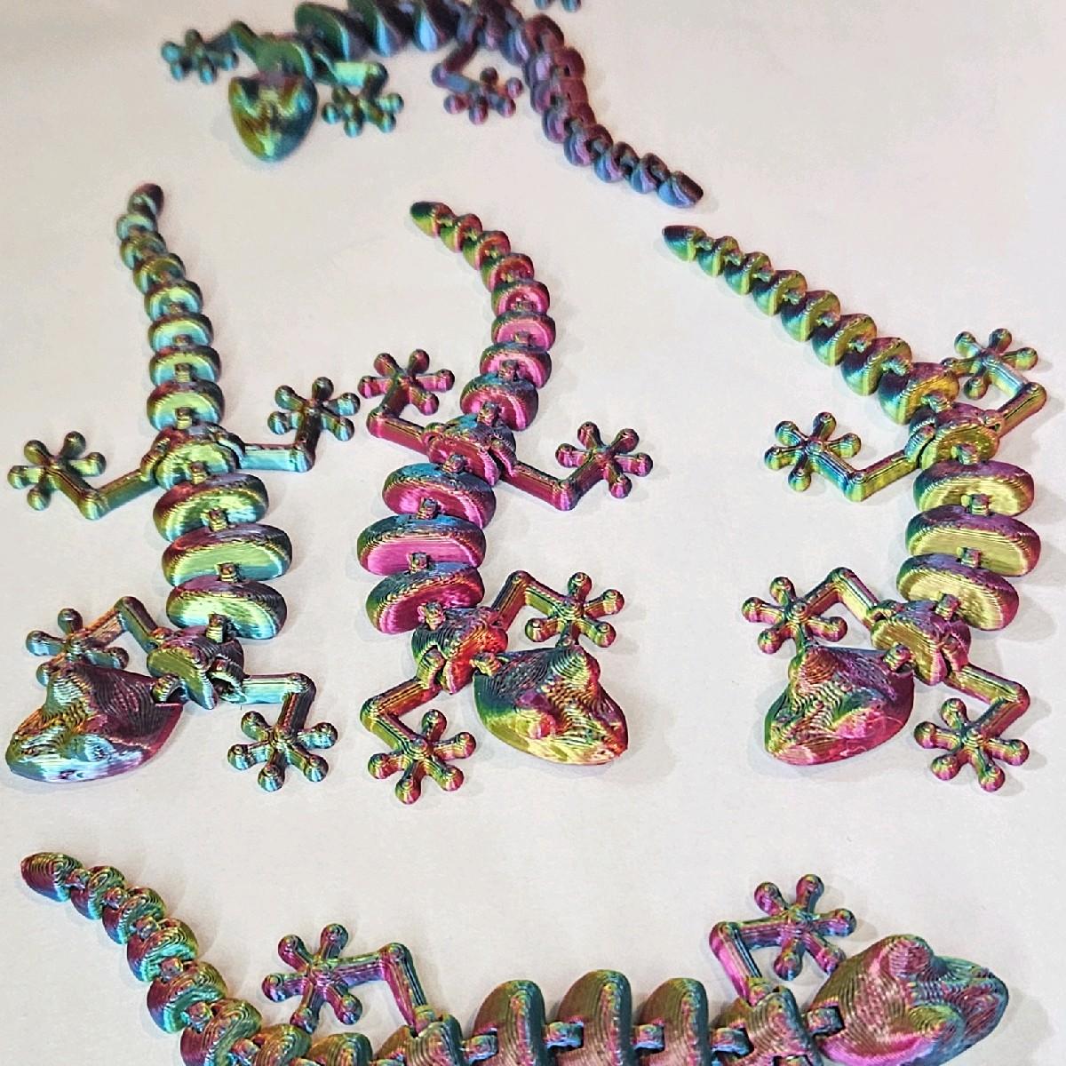 3D Printed Mini Gecko in Multi-Colour for ADHD, Autism, Anxiety and Stress Relief. 1 Per Order! fidgetstoys