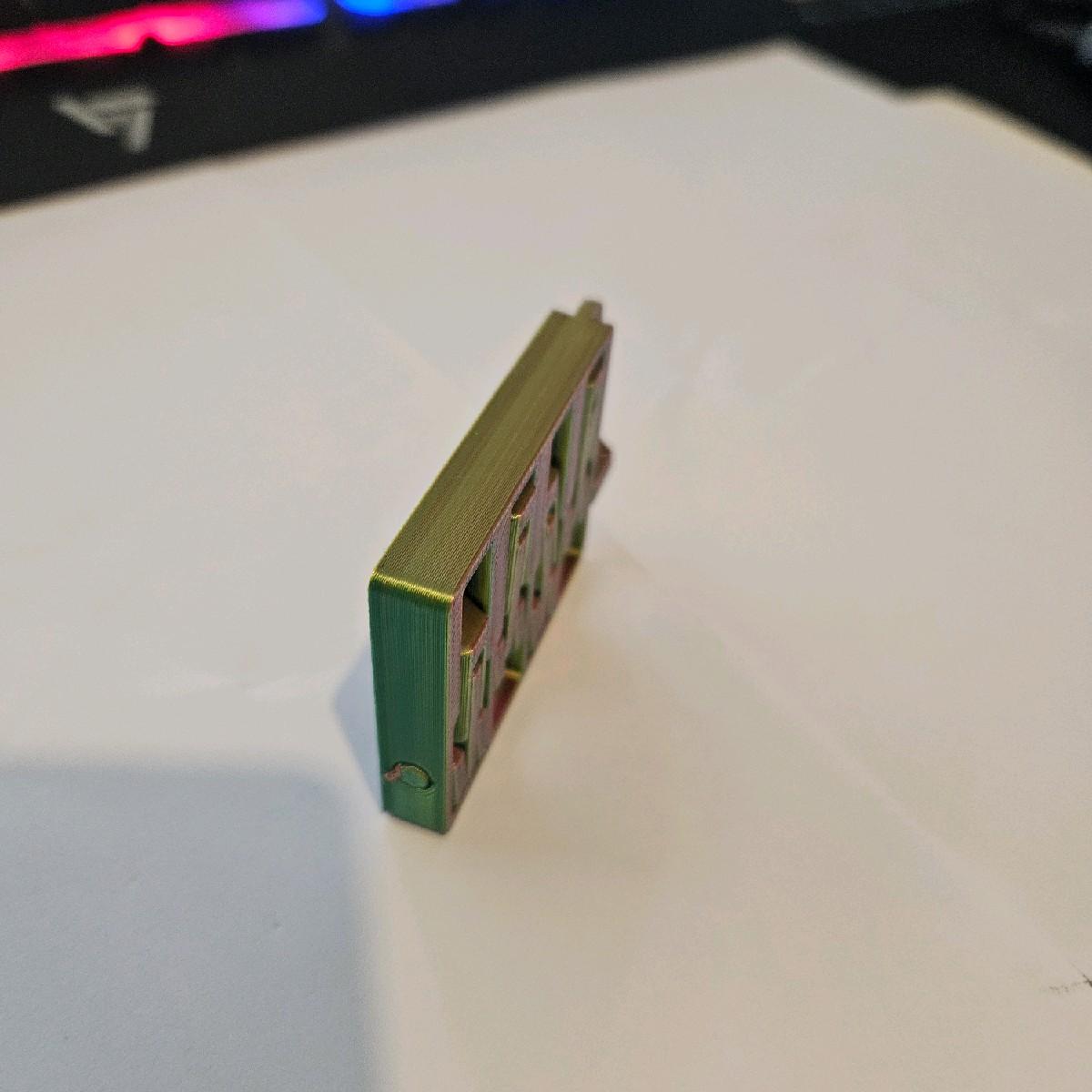 Multicolour Engine/Piston Fidget Keyring for ADHD, Autism or Anxiety Relief - Image 4