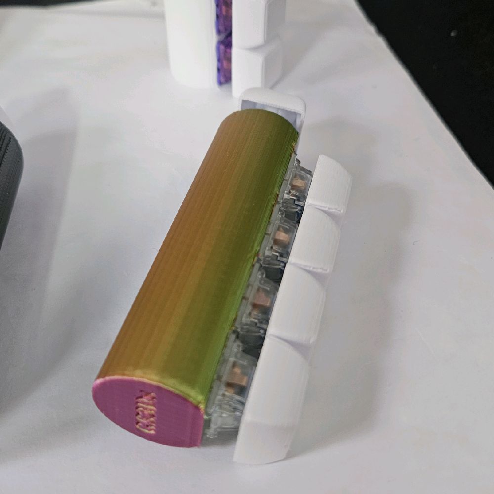 GS3Ds Large Palm Popper – Customisable 5-Key Mechanical Fidget Toy with AKKO Switches for Click-Hungry Hands & ADHD Minds - Image 3