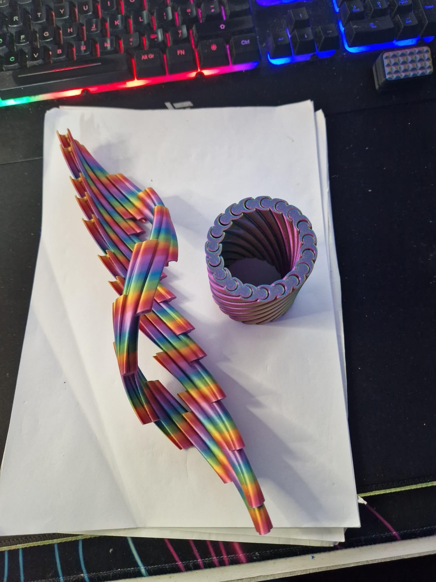 Fiddly Pen Pot – 3D Printed Sliding Cylinder Fidget Toy