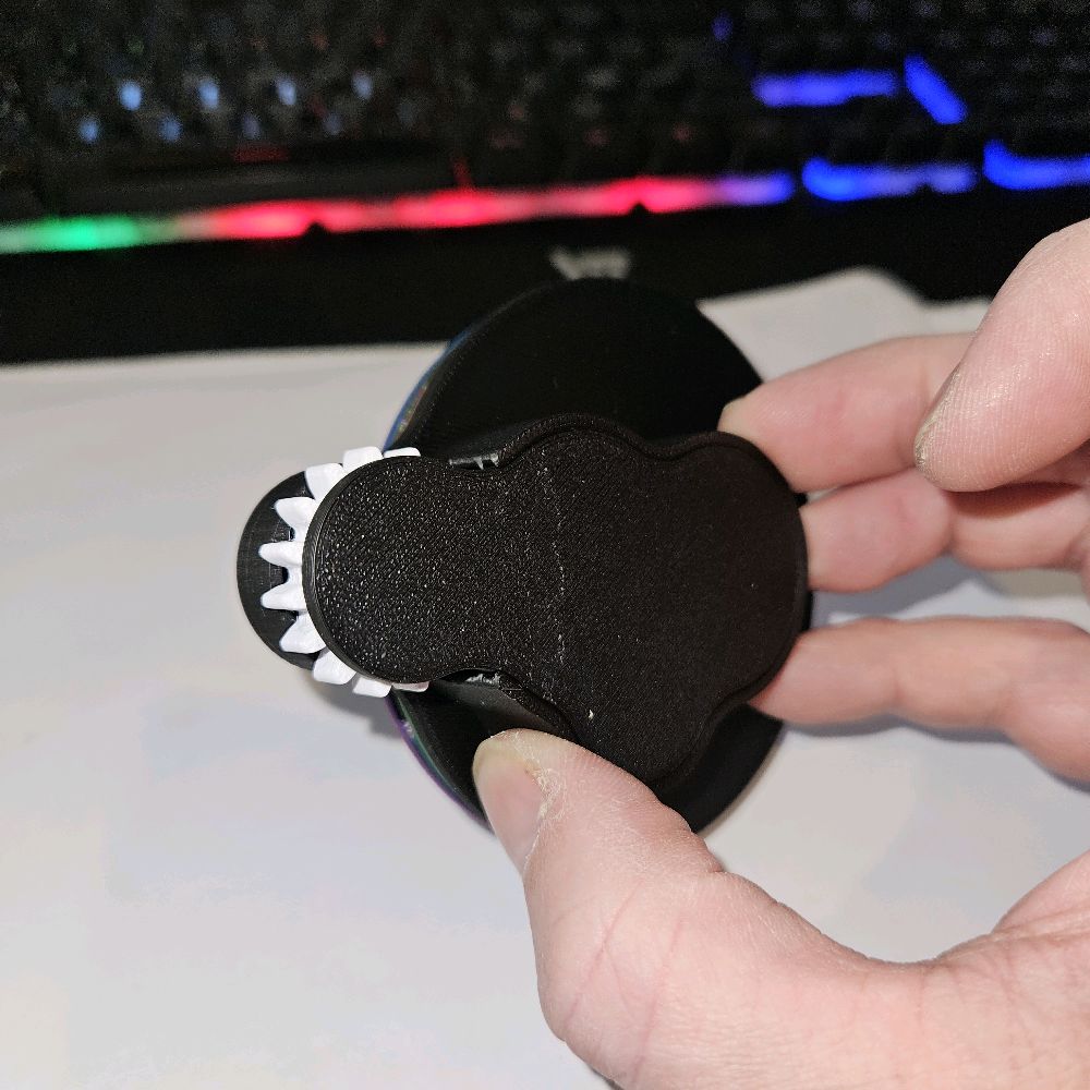 Kinetic Fidget – Hypnotic Spinning Illusion  fidget toy for ADHD, Autism and Anxiety - Image 3